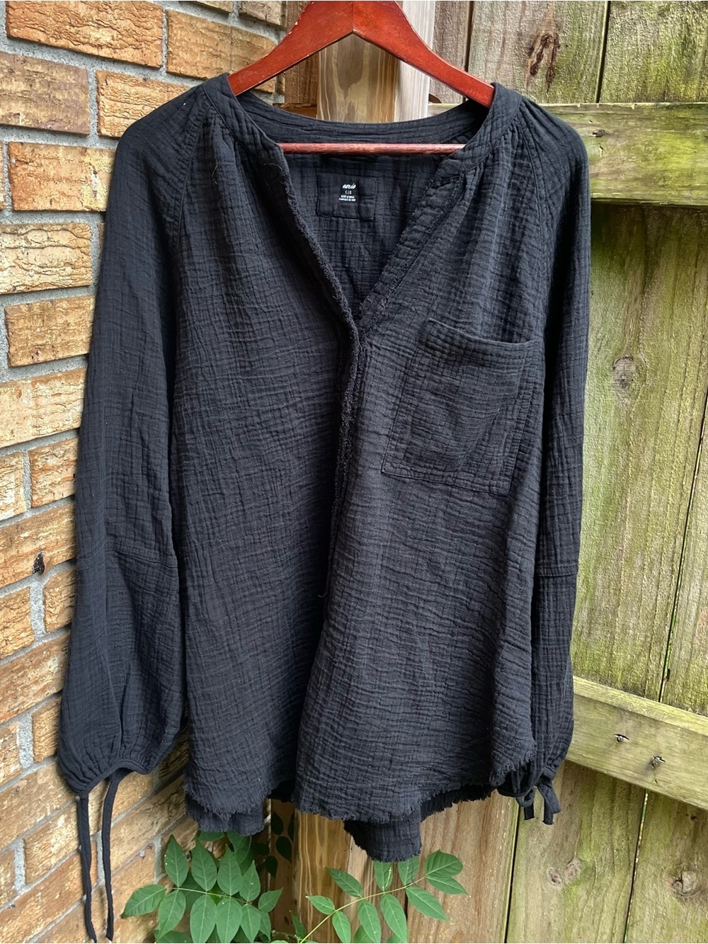 Aerie Oversized 100% Cotton Black Textured Gauze Button-Down Shirt